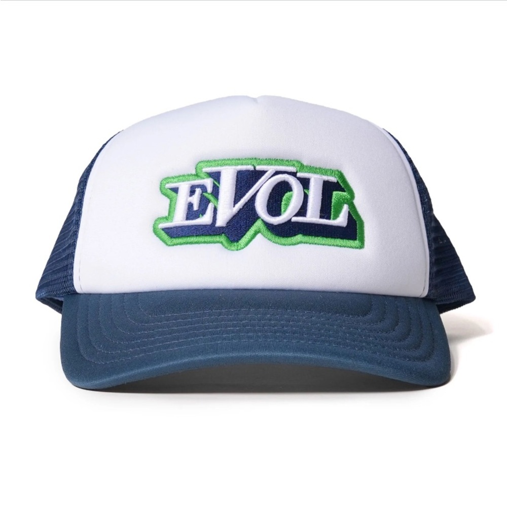 EVOL Trucker Hat in Green and White NWT snap back